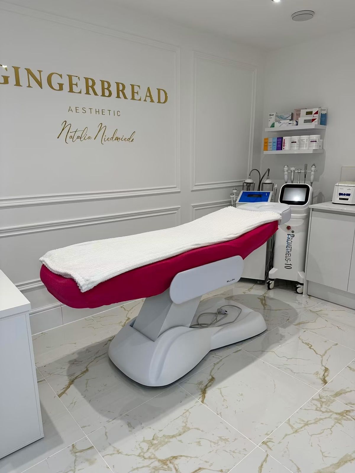 Combined skin treatment equipment at Gingerbread Aesthetic, Towcester